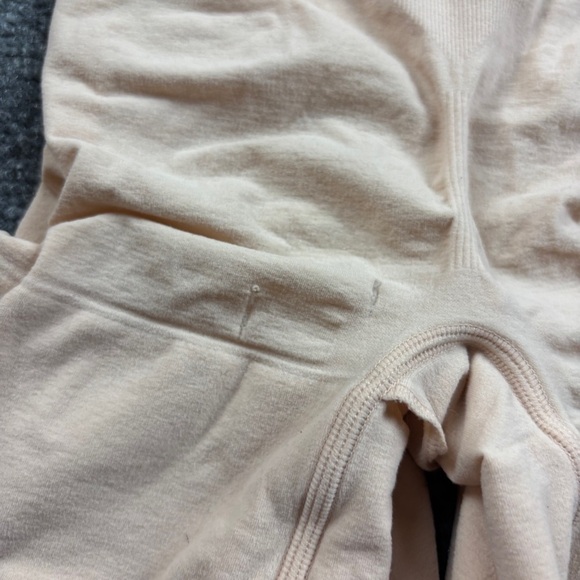 SPANX Women’s Nude Higher Power Short Shapewear high waist mid thigh size: Small - Picture 3 of 11